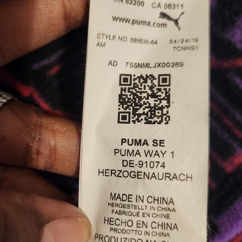 Puma | Women's Multi-Colored Graphic Print Hoodie Sweatshirt (Size Large) - Picture 6 of 12